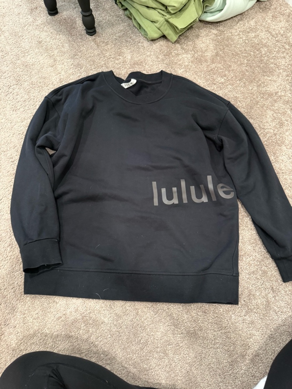 Lululemon Black Crewneck Sweatshirt
